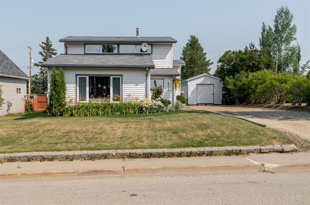 Picture of 4619 51 Avenue , Valleyview Real Estate Listing