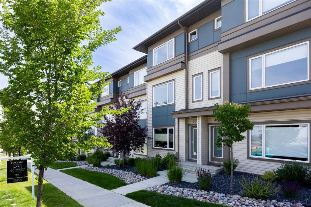 Picture of 501 River Heights Drive , Cochrane Real Estate Listing