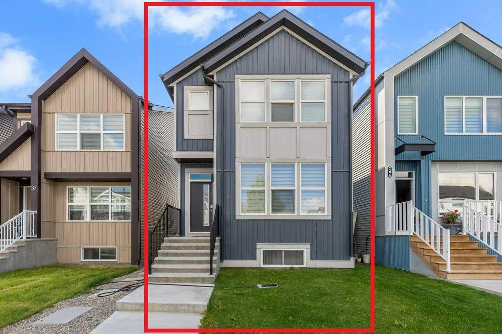 Picture of 33 Lavender Road SE, Calgary Real Estate Listing