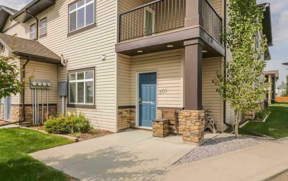 Picture of 201, 639 Oak Street , Springbrook Real Estate Listing