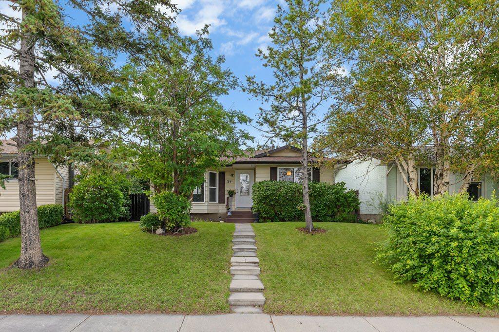 Picture of 24 Dovely Way SE, Calgary Real Estate Listing