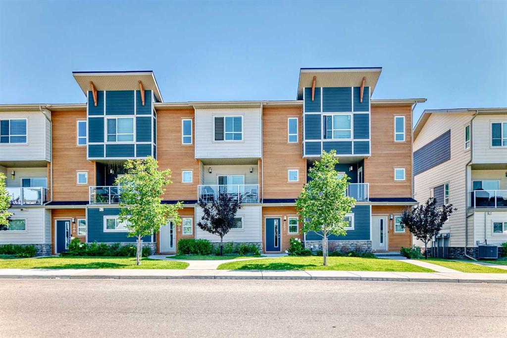 Picture of 262 Harvest Hills Way NE, Calgary Real Estate Listing