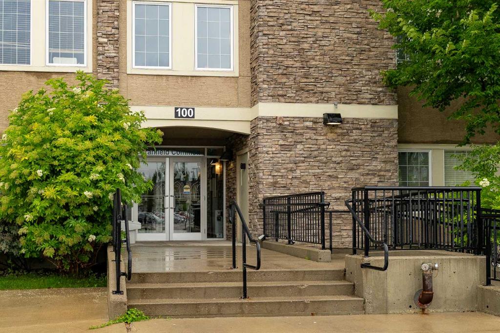 Picture of 303, 100 Cranfield Common SE, Calgary Real Estate Listing