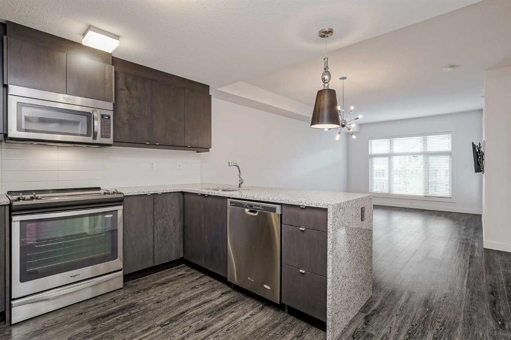 Picture of 304, 45 Aspenmont Heights SW, Calgary Real Estate Listing