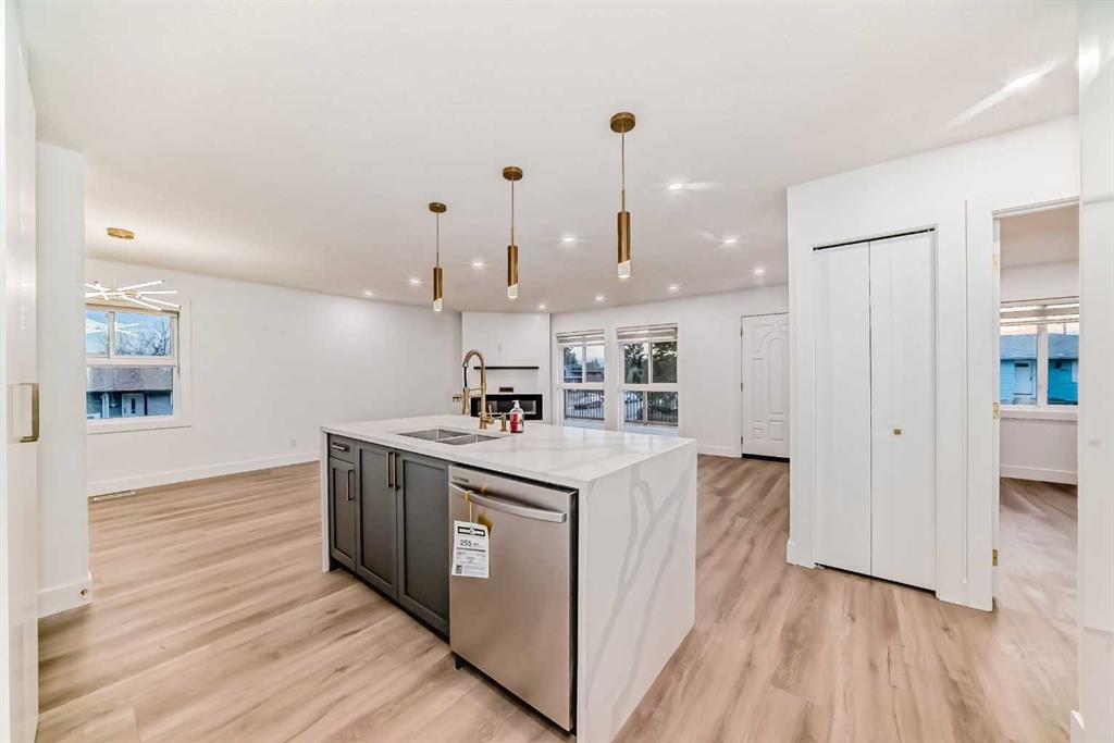 Picture of 304 Huntbourne Hill NE, Calgary Real Estate Listing