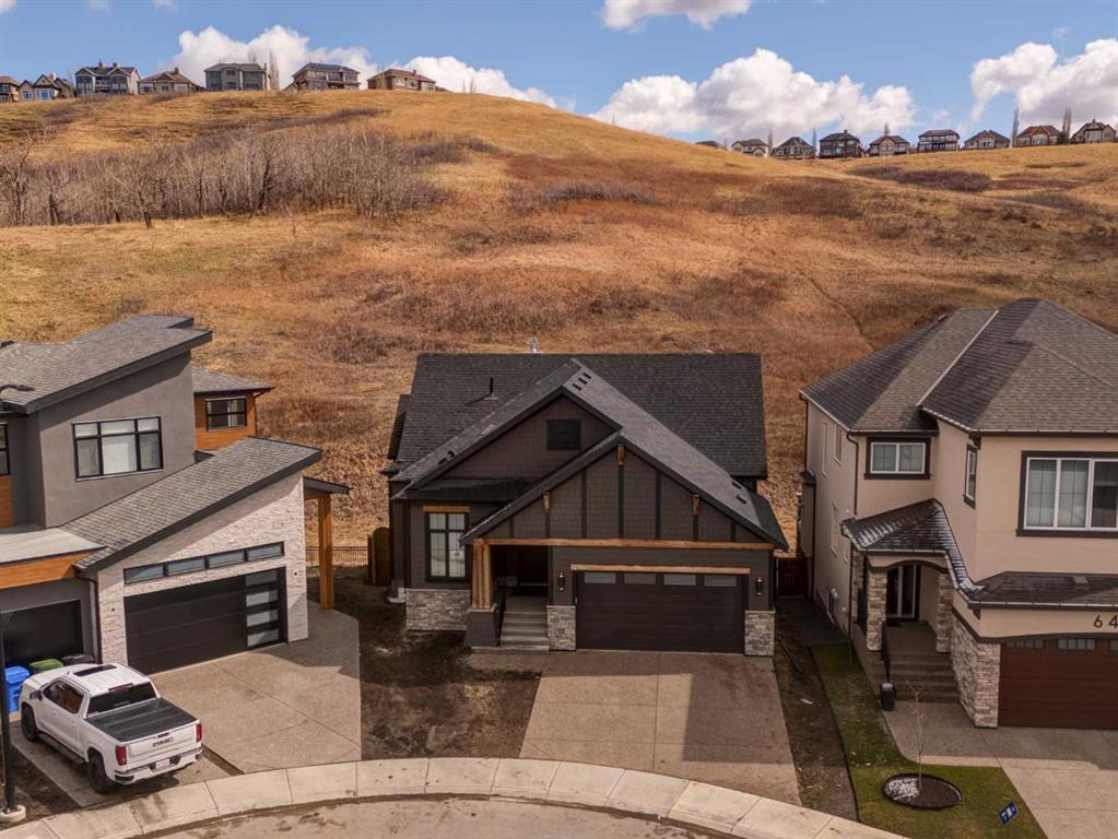 Picture of 68 Cranbrook Cape SE, Calgary Real Estate Listing