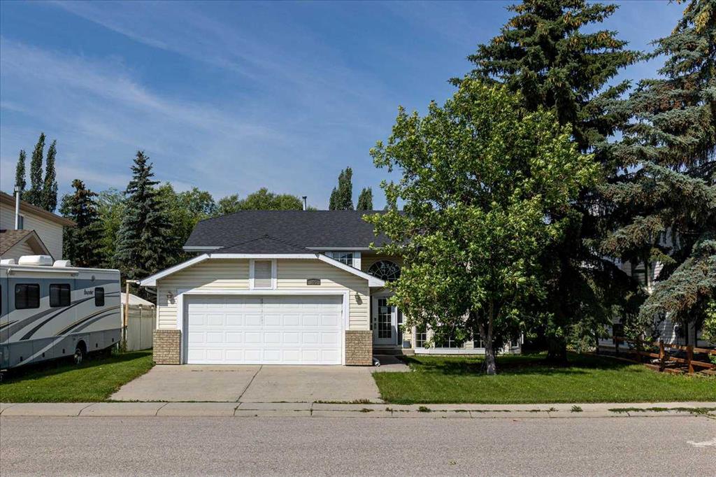 Picture of 185 Westchester Way , Chestermere Real Estate Listing