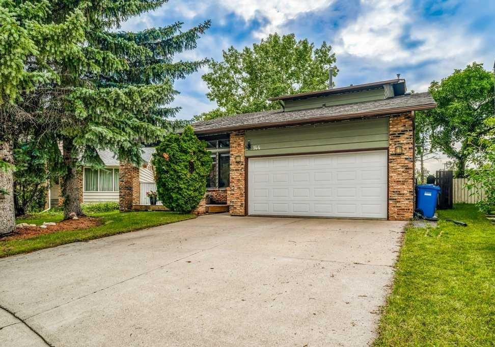 Picture of 144 Hawkwood Way NW, Calgary Real Estate Listing