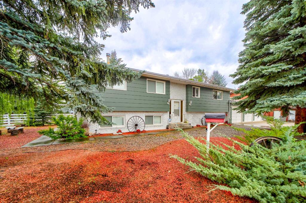 Picture of 23 MOUNTVIEW Place , Granum Real Estate Listing