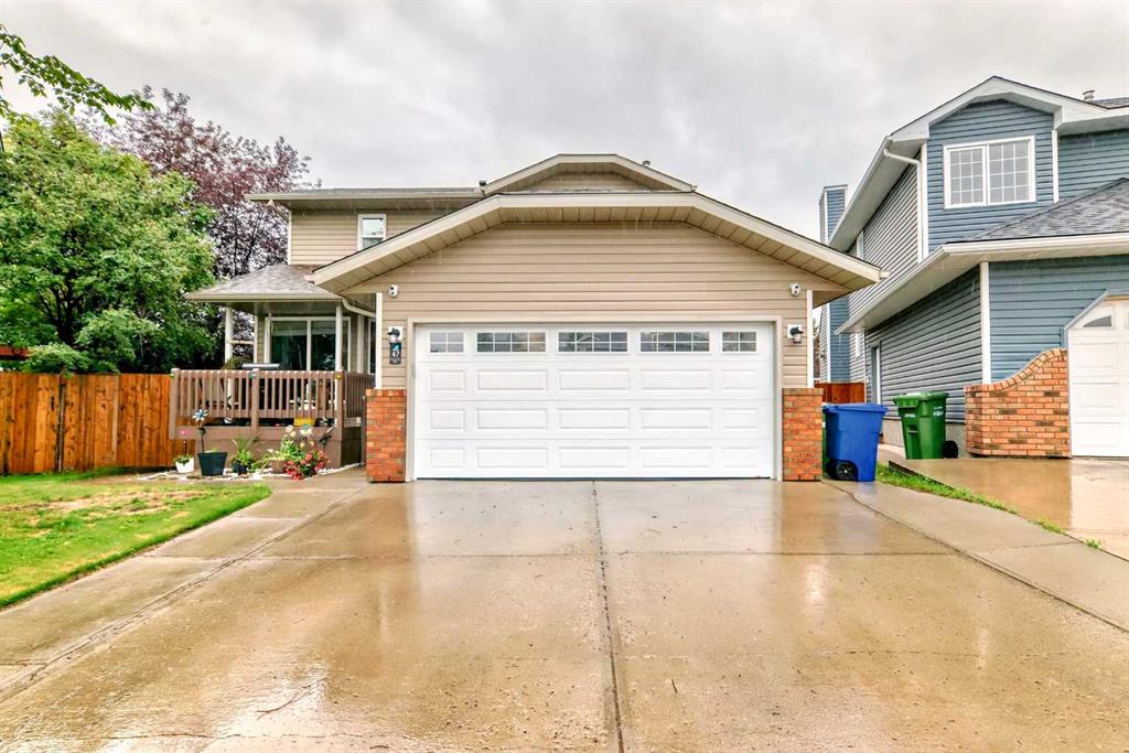 Picture of 47 Everglade Bay SE, Airdrie Real Estate Listing