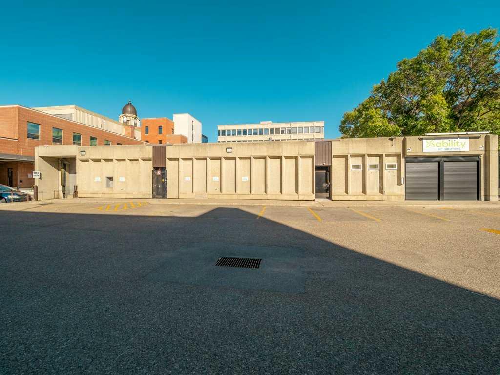 Picture of 416 8 Street S, Lethbridge Real Estate Listing