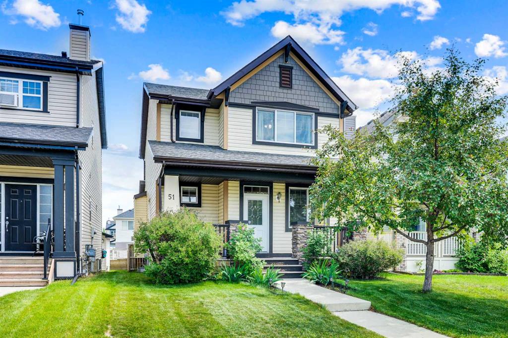 Picture of 51 Copperstone Circle SE, Calgary Real Estate Listing