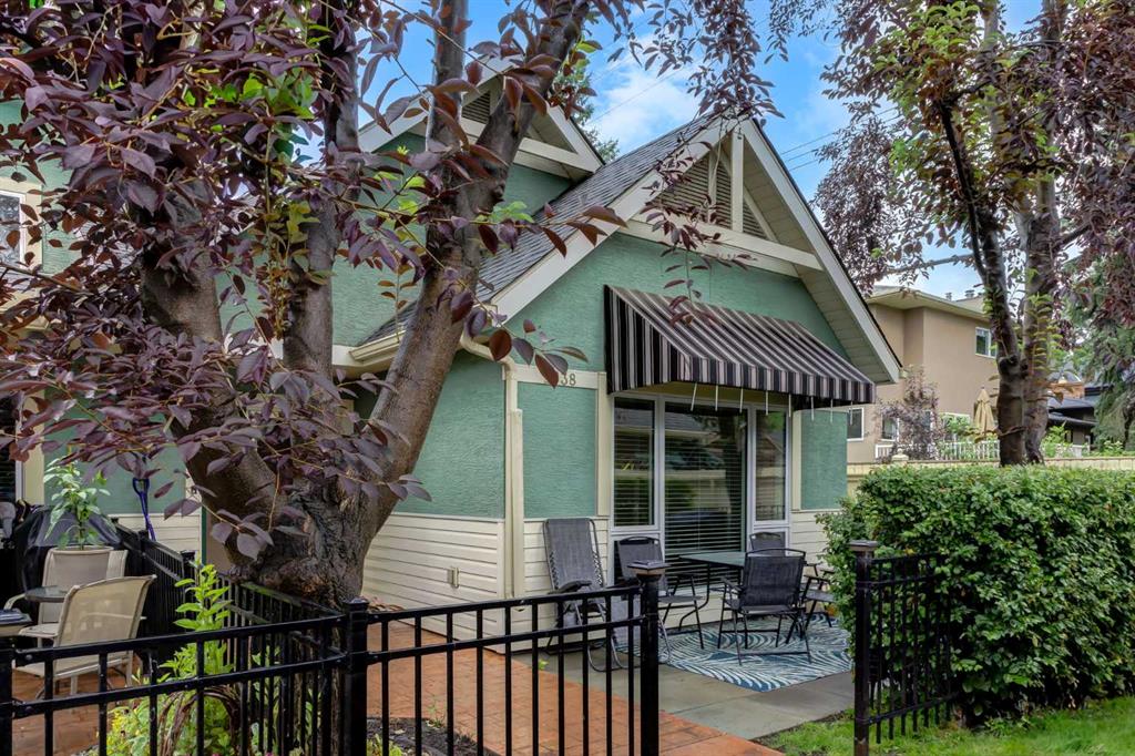 Picture of 2538 17 Avenue SW, Calgary Real Estate Listing