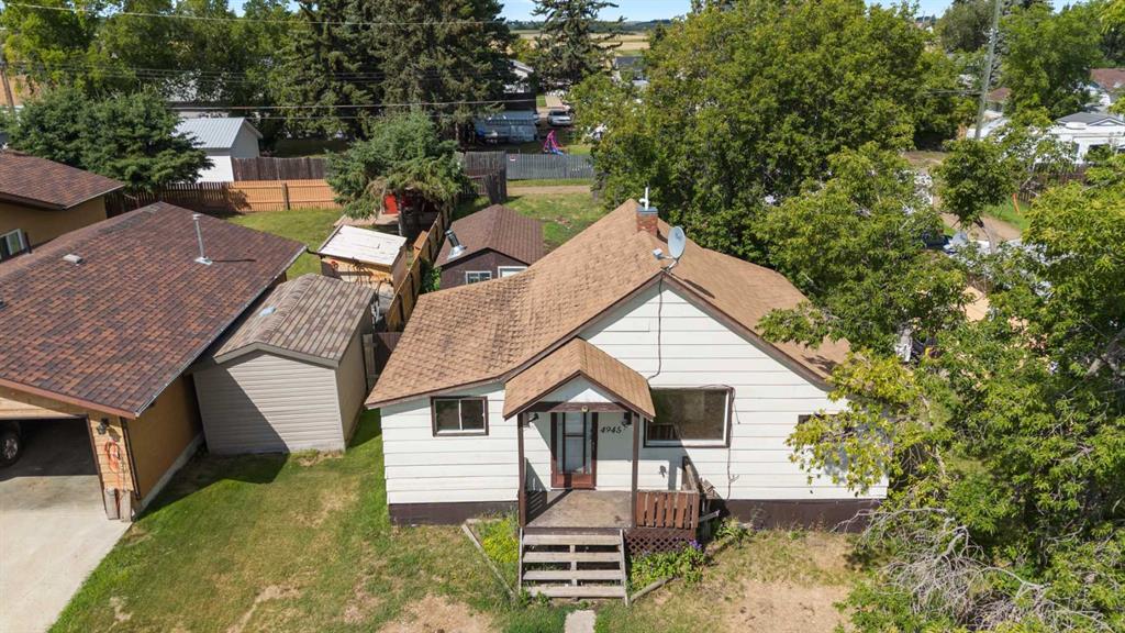 Picture of 4945 52 Street , Sedgewick Real Estate Listing