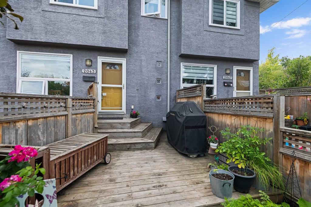 Picture of 2043 35 Avenue SW, Calgary Real Estate Listing