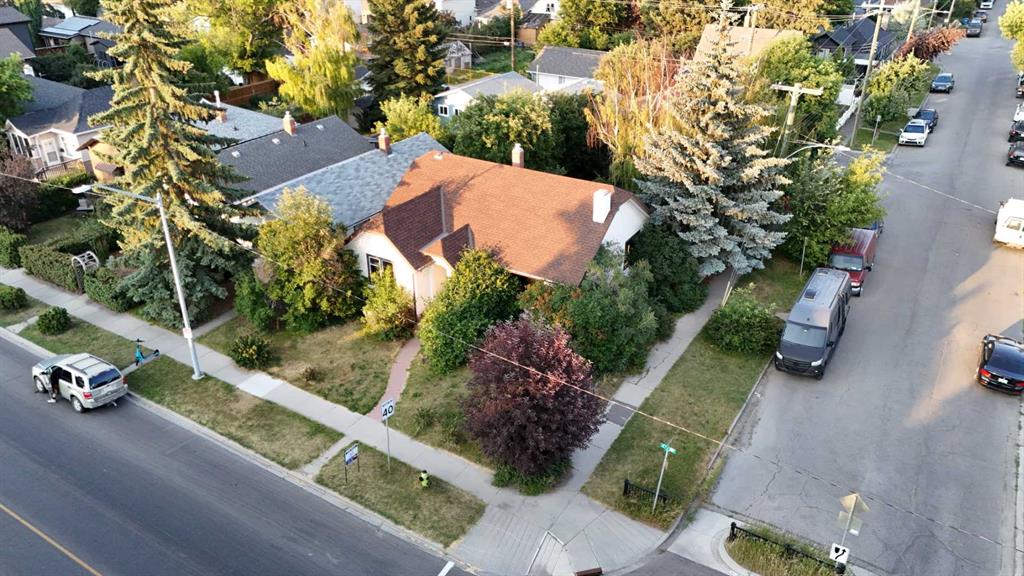 Picture of 1402 4 Street NW, Calgary Real Estate Listing