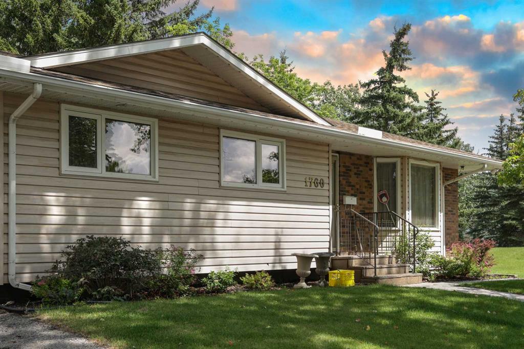 Picture of 1760 66 Avenue SE, Calgary Real Estate Listing