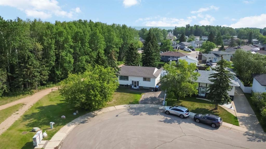 Picture of 150 Hilltop Crescent , Fort McMurray Real Estate Listing