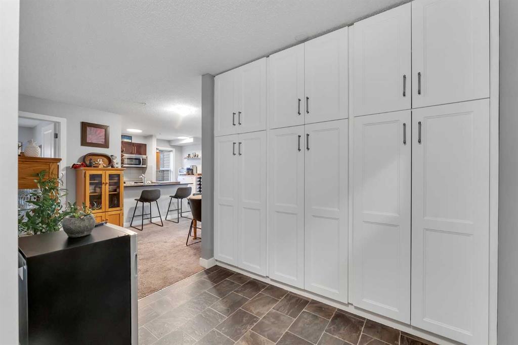 Picture of 8301, 403 Mackenzie Way SW, Airdrie Real Estate Listing