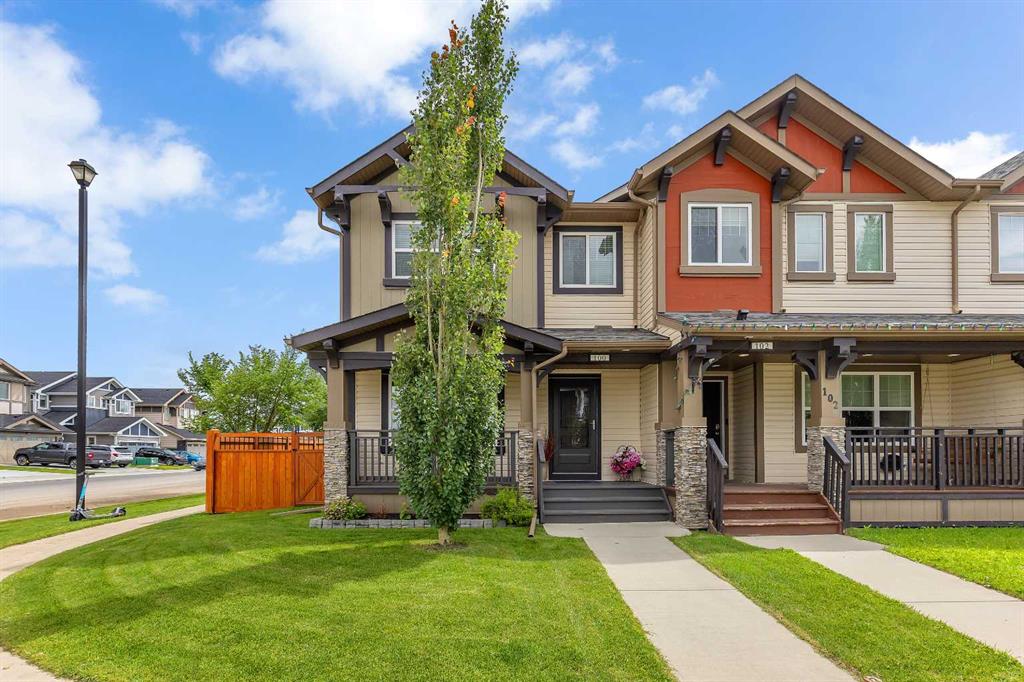 Picture of 100 Clydesdale Way , Cochrane Real Estate Listing