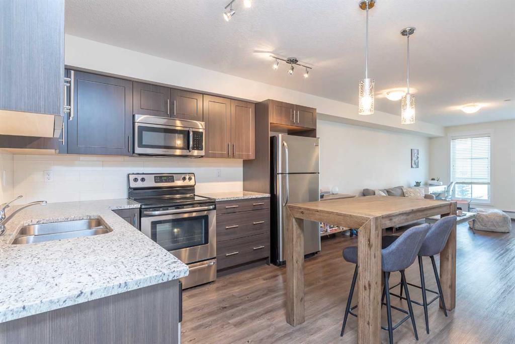 Picture of 2219, 99 Copperstone Park SE, Calgary Real Estate Listing