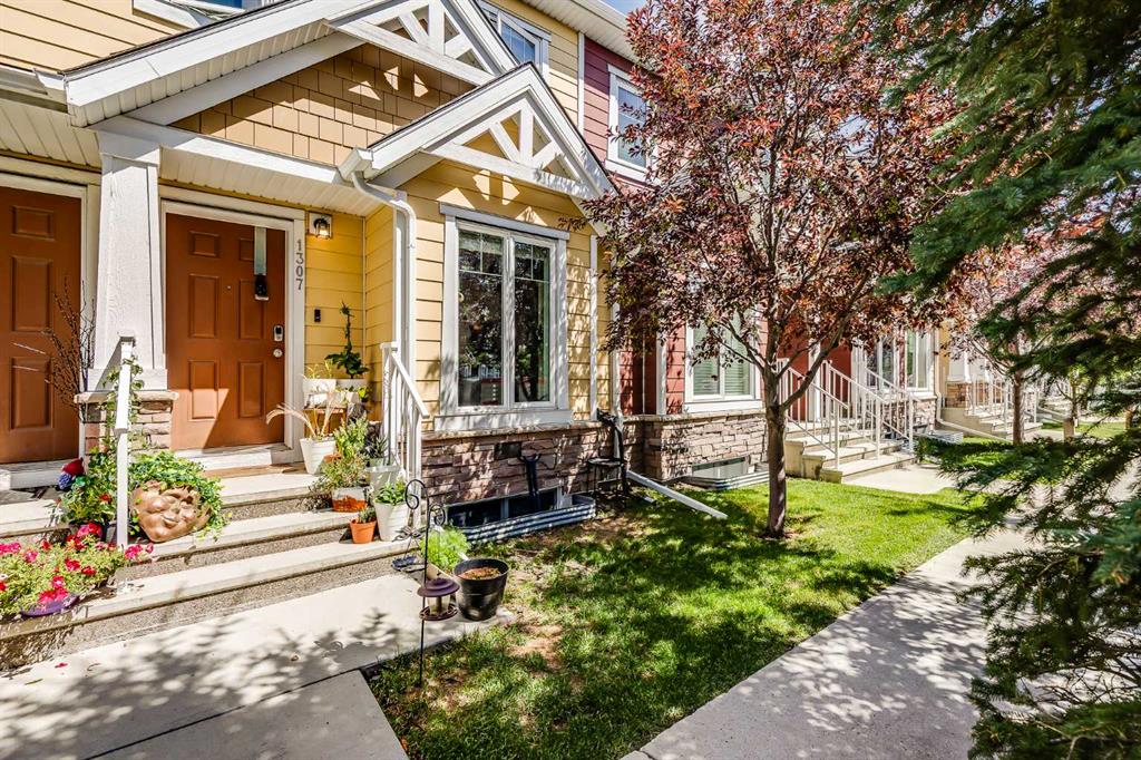 Picture of 1307, 2400 Ravenswood View SE, Airdrie Real Estate Listing