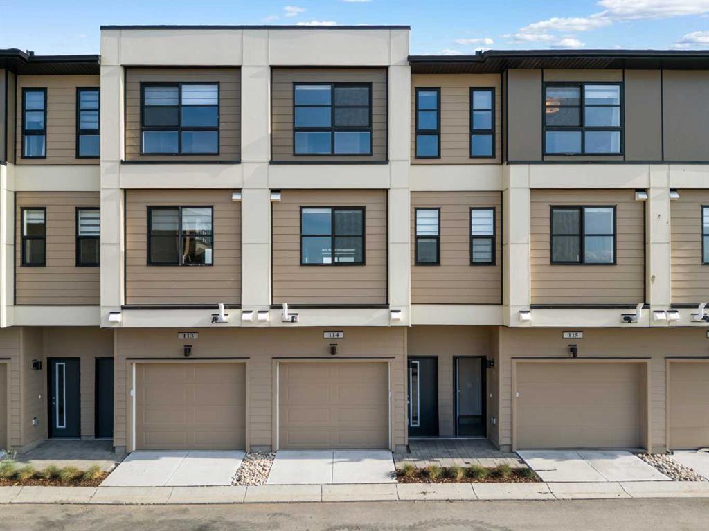 Picture of 114, 285 Chelsea Court , Chestermere Real Estate Listing