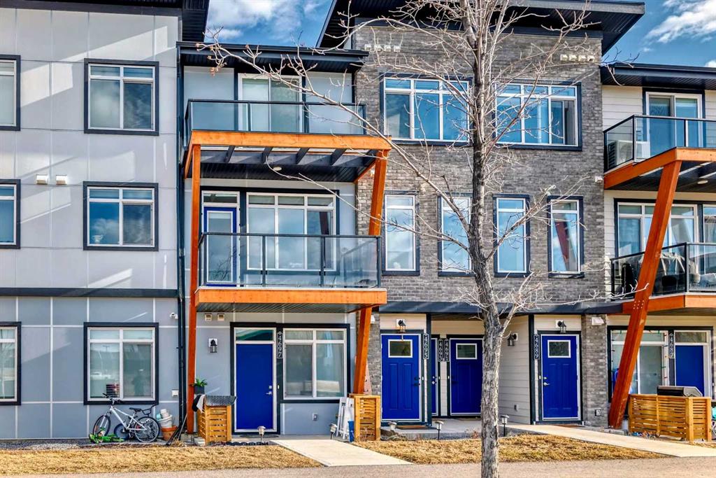 Picture of 4695 Seton Drive SE, Calgary Real Estate Listing