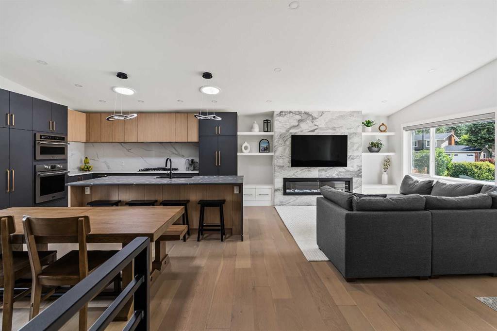 Picture of 131 Mapleburn Drive SE, Calgary Real Estate Listing