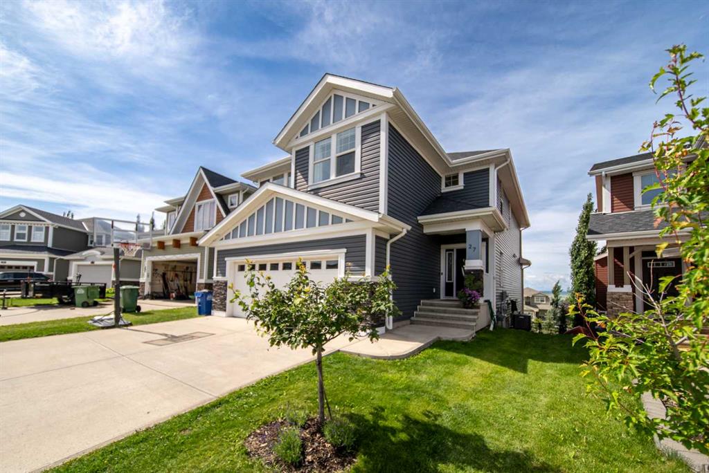 Picture of 27 Sunset Park , Cochrane Real Estate Listing