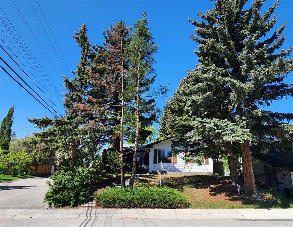 Picture of 5007 Vallance Crescent NW, Calgary Real Estate Listing