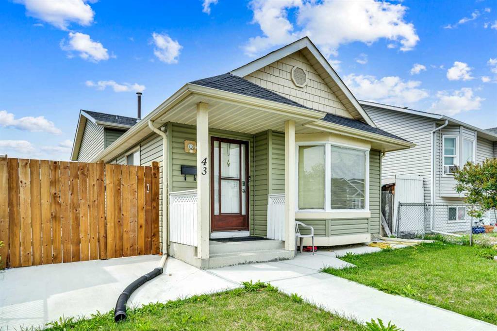 Picture of 43 Falshire Close NE, Calgary Real Estate Listing