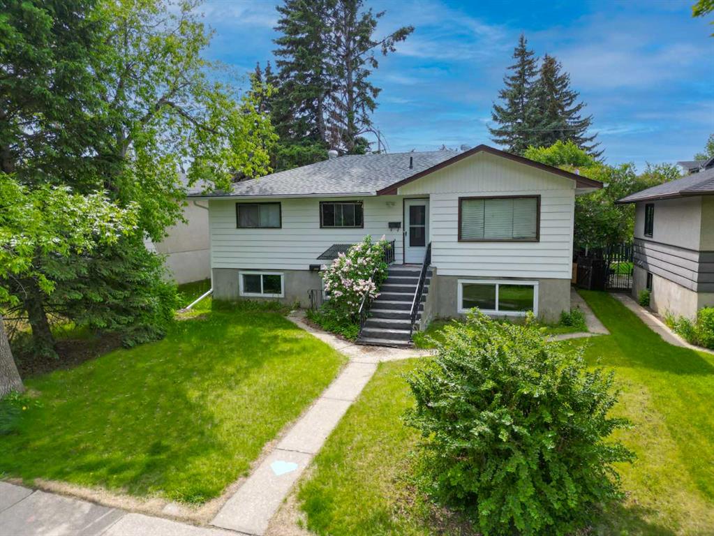 Picture of 2815 41 Street SW, Calgary Real Estate Listing
