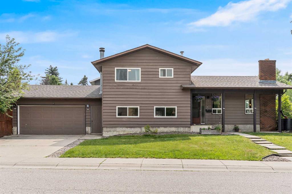 Picture of 3 Deerbrook Road SE, Calgary Real Estate Listing