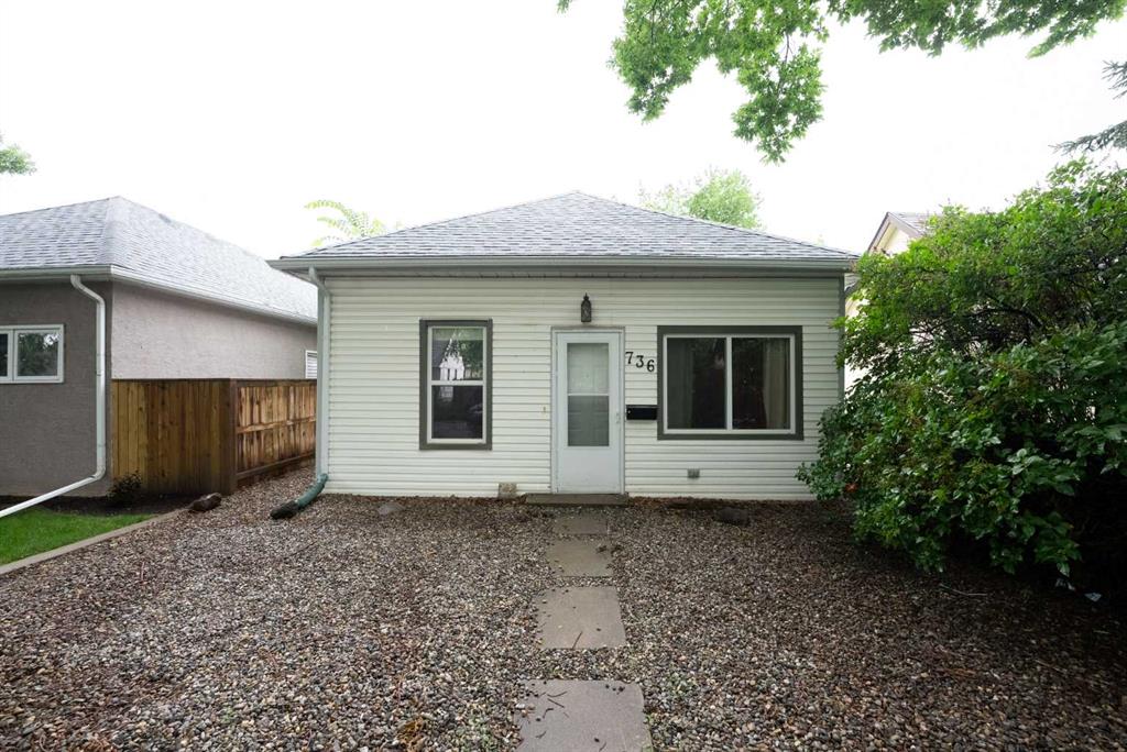 Picture of 736 17 Street N, Lethbridge Real Estate Listing
