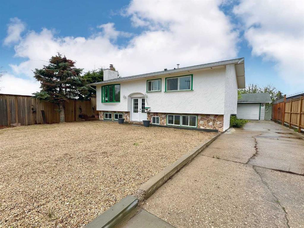 Picture of 9205 111 Avenue , Grande Prairie Real Estate Listing