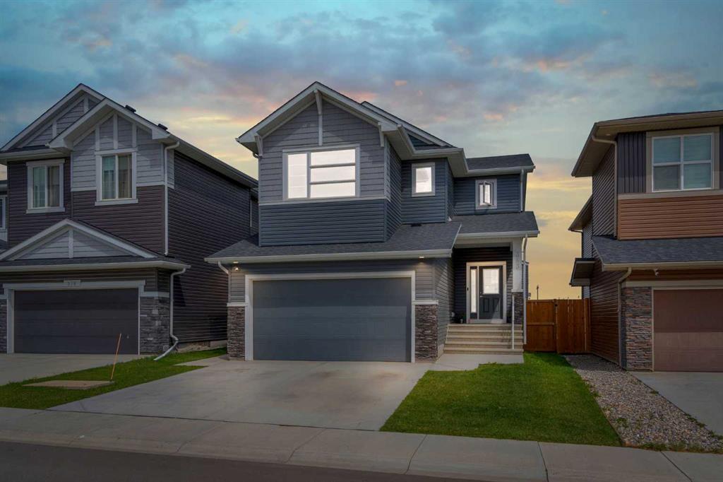 Picture of 383 Dawson Harbour Court , Chestermere Real Estate Listing