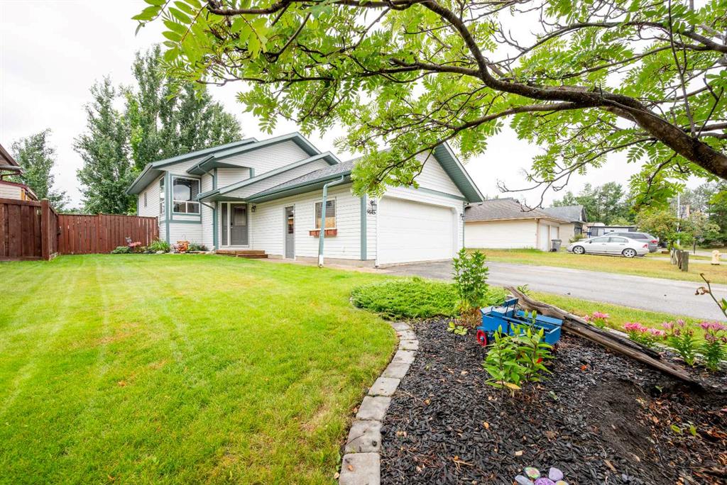 Picture of 9045 60A Avenue , Grande Prairie Real Estate Listing