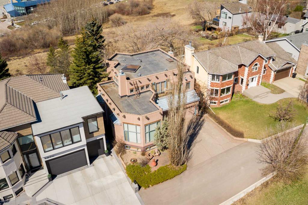 Picture of 1115 16A Street NW, Calgary Real Estate Listing