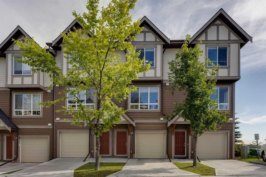 Picture of 45 Sherwood Lane NW, Calgary Real Estate Listing