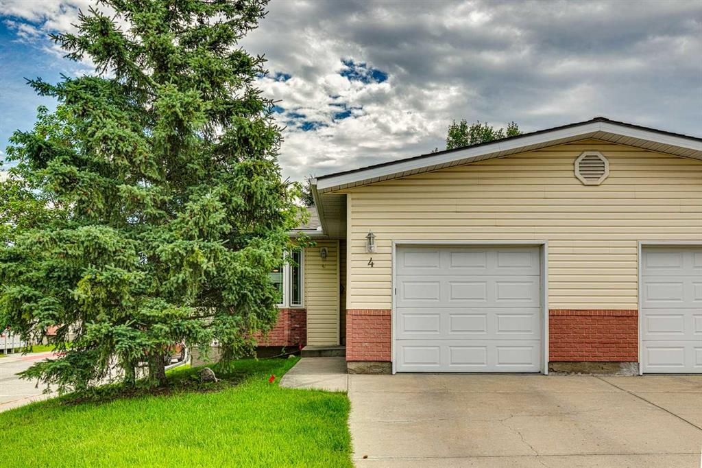 Picture of 4 Dovista Court SE, Calgary Real Estate Listing