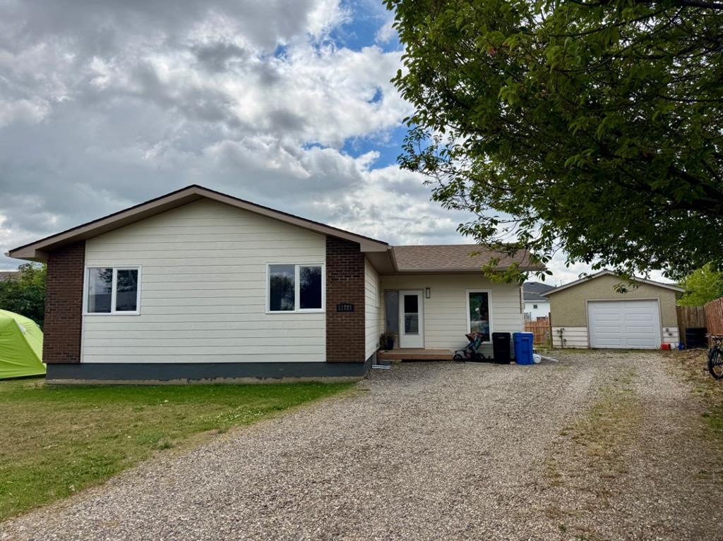 Picture of 11721 103 Avenue , Fairview Real Estate Listing