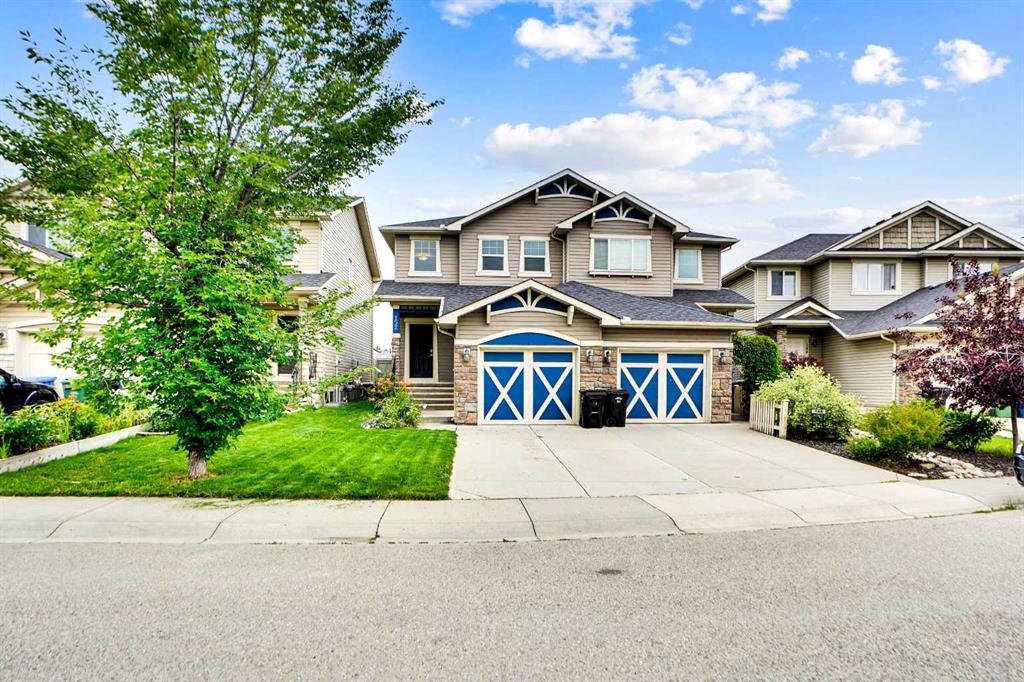 Picture of 152 New Brighton Landing SE, Calgary Real Estate Listing