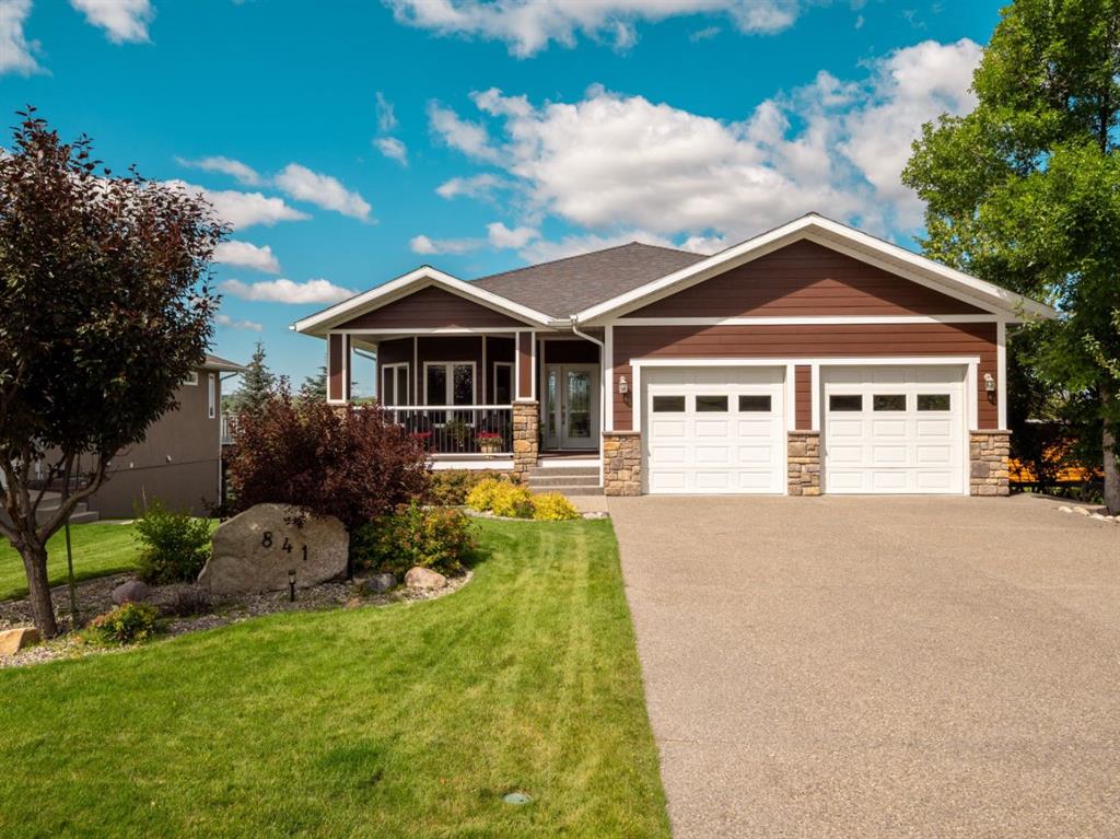 Picture of 841 1 Street W, Cardston Real Estate Listing