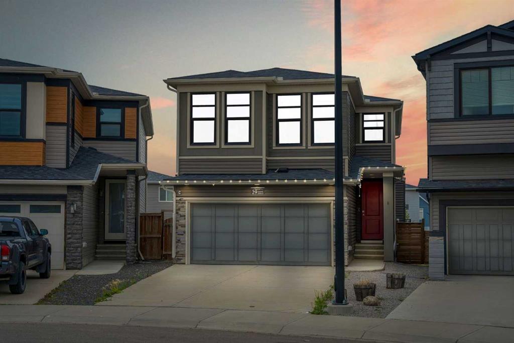 Picture of 29 Howse Terrace NE, Calgary Real Estate Listing