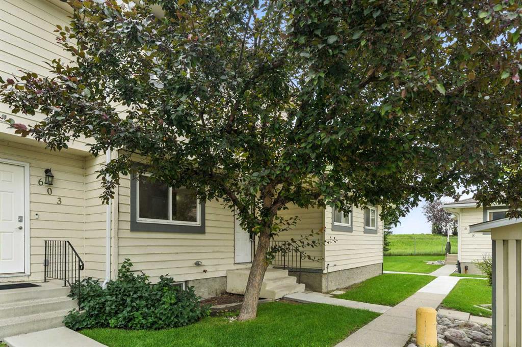 Picture of 602, 600 Allen Street SE, Airdrie Real Estate Listing