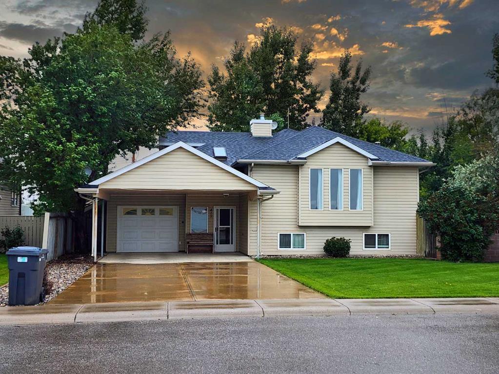 Picture of 415 Rubie Street , Nobleford Real Estate Listing