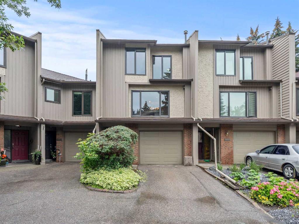 Picture of 3845 Point Mckay Road NW, Calgary Real Estate Listing