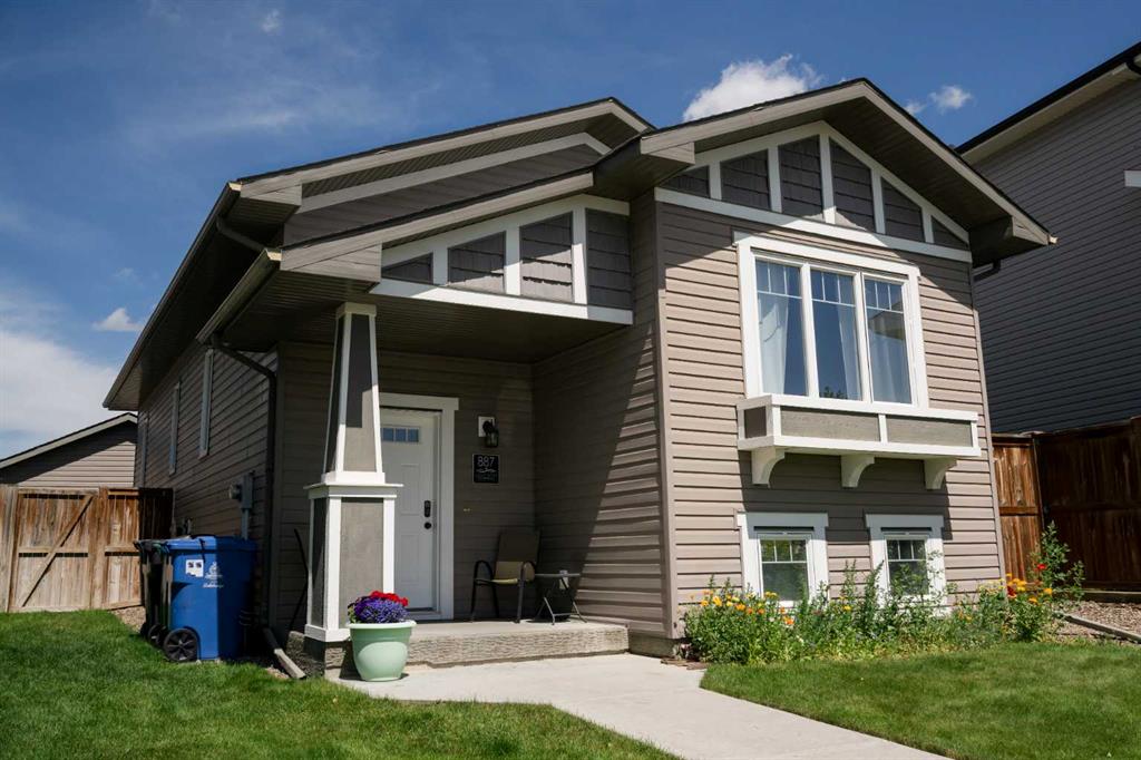 Picture of 887 Keystone Meadows W, Lethbridge Real Estate Listing