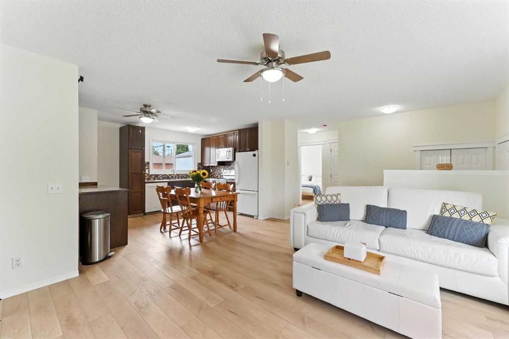 Picture of 228 Penswood Way SE, Calgary Real Estate Listing